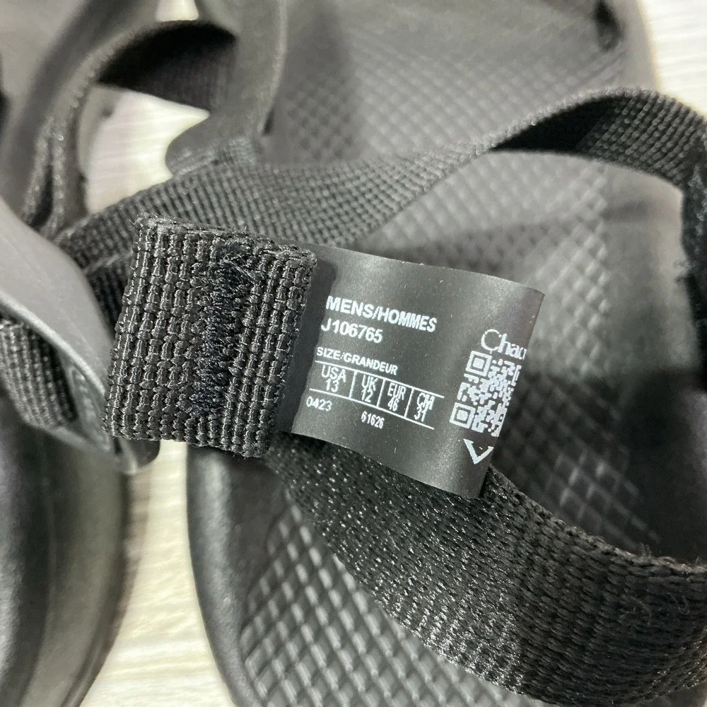 NEW NWOB Chaco Z/2 Mens Adjustable Strap Classic Sandals Black J106765 Size 13